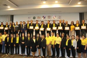 สุโขทัย จัด“เวทีสมัชชาจังหวัดสุโขทัย และเวทีสานพลังธรรมนูญรองรับสังคมสูงวัยอย่างมีคุณภาพ ภายใต้วิถีชีวิตใหม่ พ.ศ. 2567 จังหวัดสุโขทัย สู่ Sukhothai Healthy City Model’s